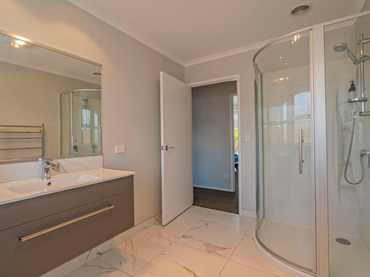 Modern Beach Pad - Whitianga Holiday Home Ngoại thất bức ảnh