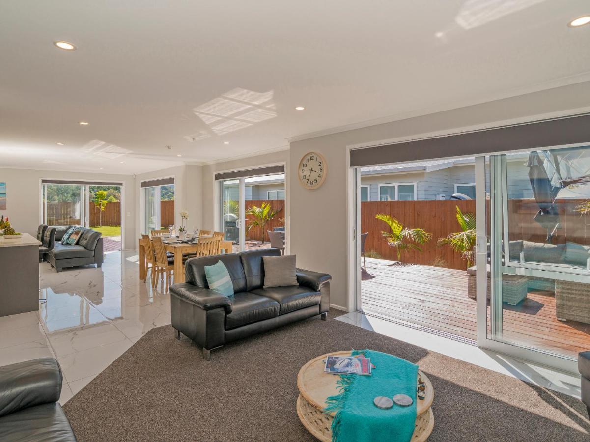 Modern Beach Pad - Whitianga Holiday Home Ngoại thất bức ảnh